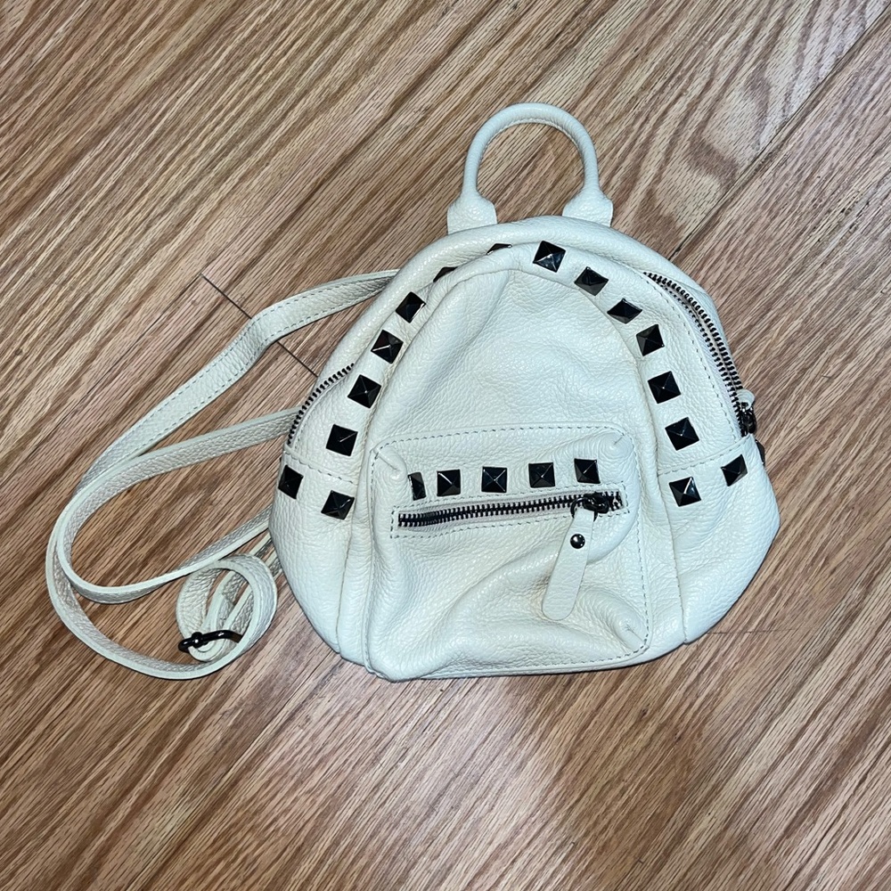 Mini leather backpack - Picture 2 of 3